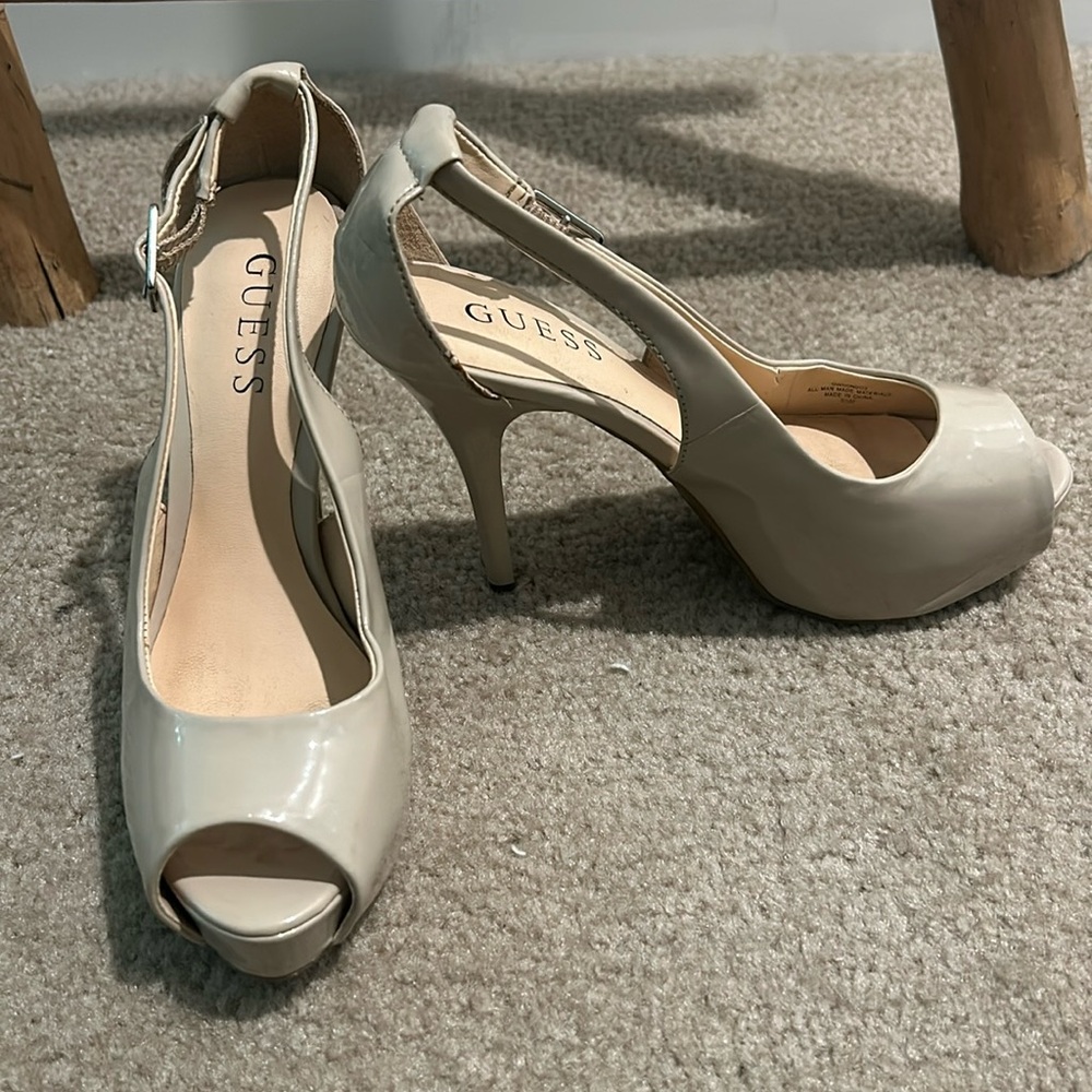 GUESS Nude Peep Toe Heel